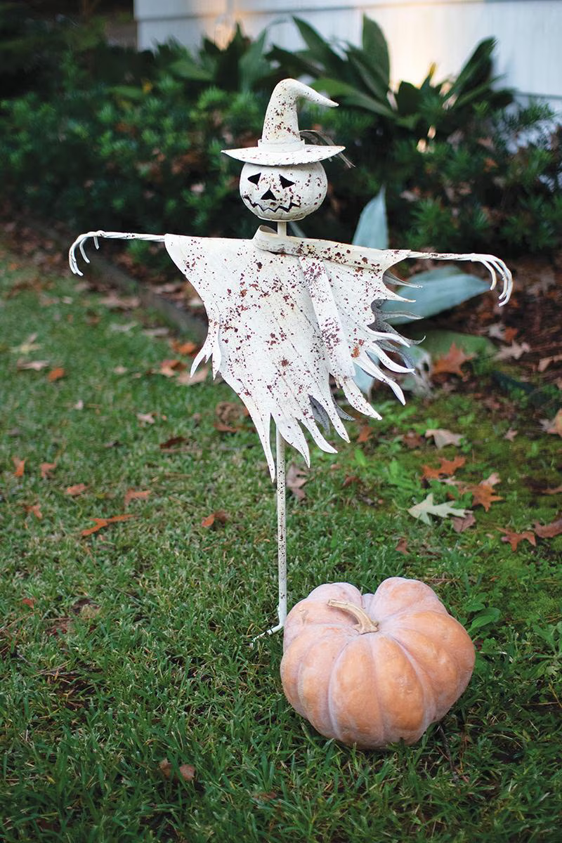 Rustic white metal scarecrow yard stake